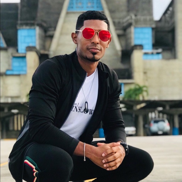 Meet your Posher, Johan - Picture 1 of 1